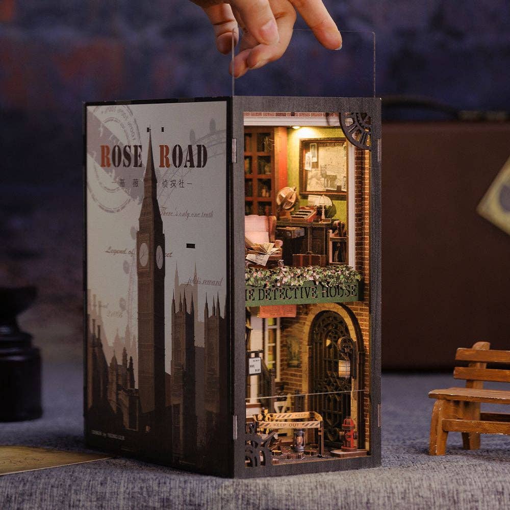 DIY Book Nook Kit - Rose Detective Agency