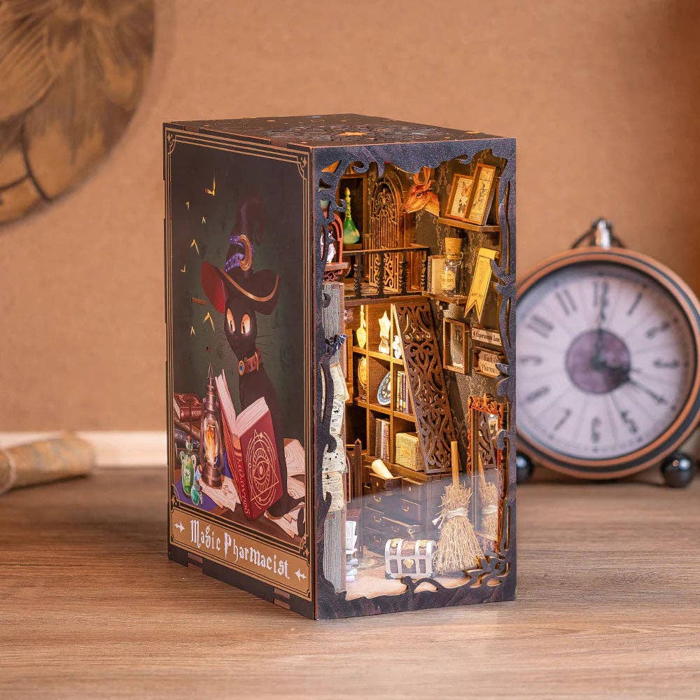 DIY Book Nook Kit - Magic Pharmacist