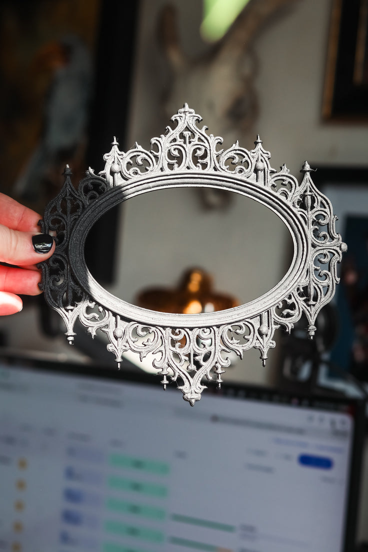 Gothic Baroque Oval Frame