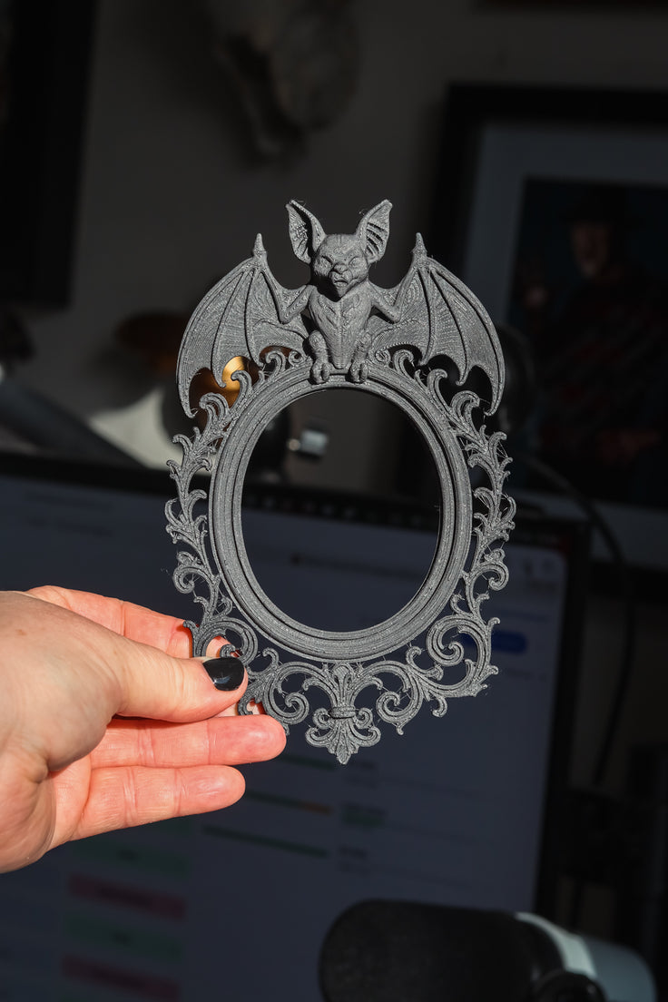 Gothic Oval Bat Frame