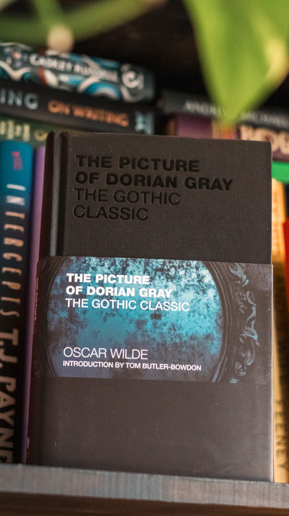 The Picture of Dorian Gray (Capstone Classics)